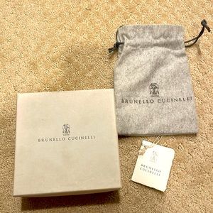 Brunello Cucinelli box, dust bag and tag